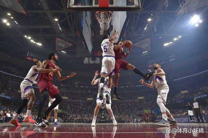 英雄联盟直播官网-关于风云突变尼斯赛前更衣室发声，荷甲版图或变，引发热议，赛程密集仍需轮换的信息